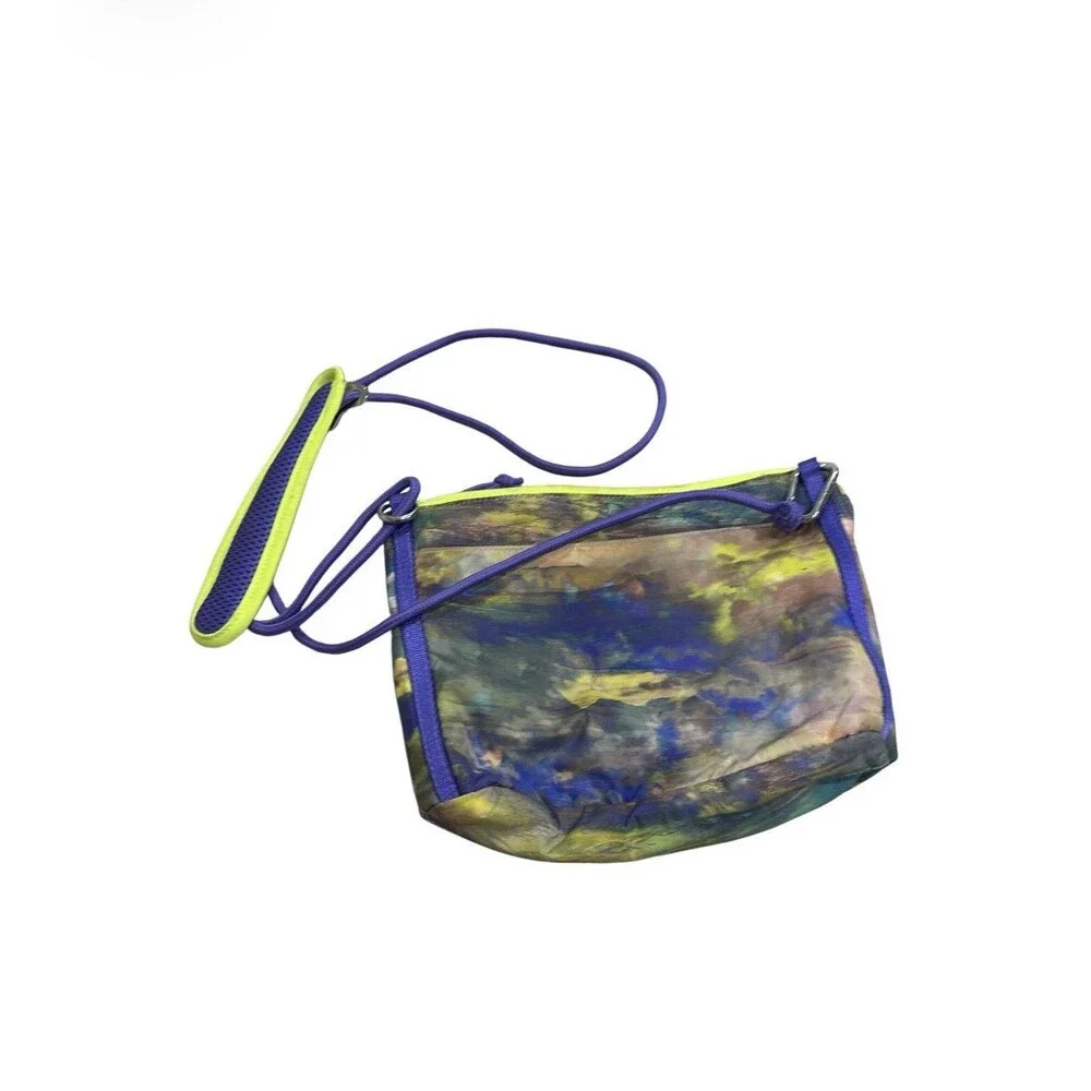 Lululemon Patch Logo Crossbody Bag 2.5L Altered Nature Multi